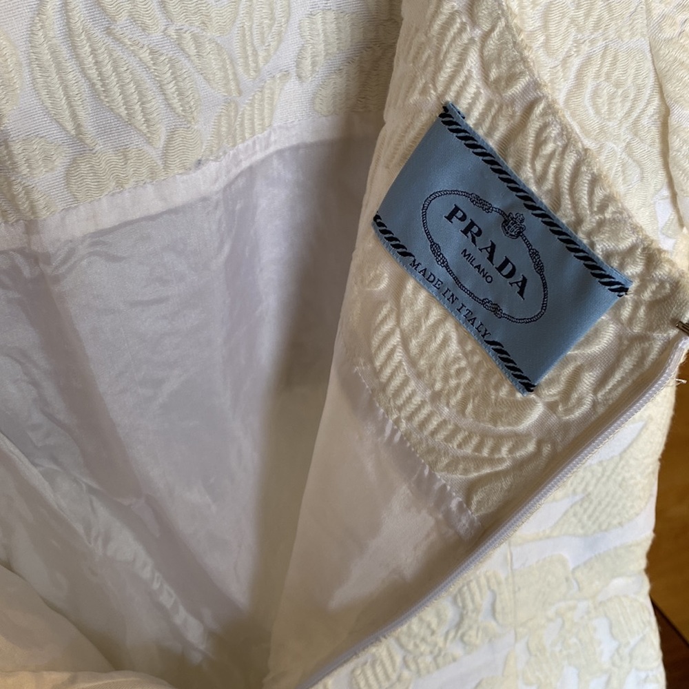 Prada Textured White Cotton Dress, Size 42 - Picture 2 of 9